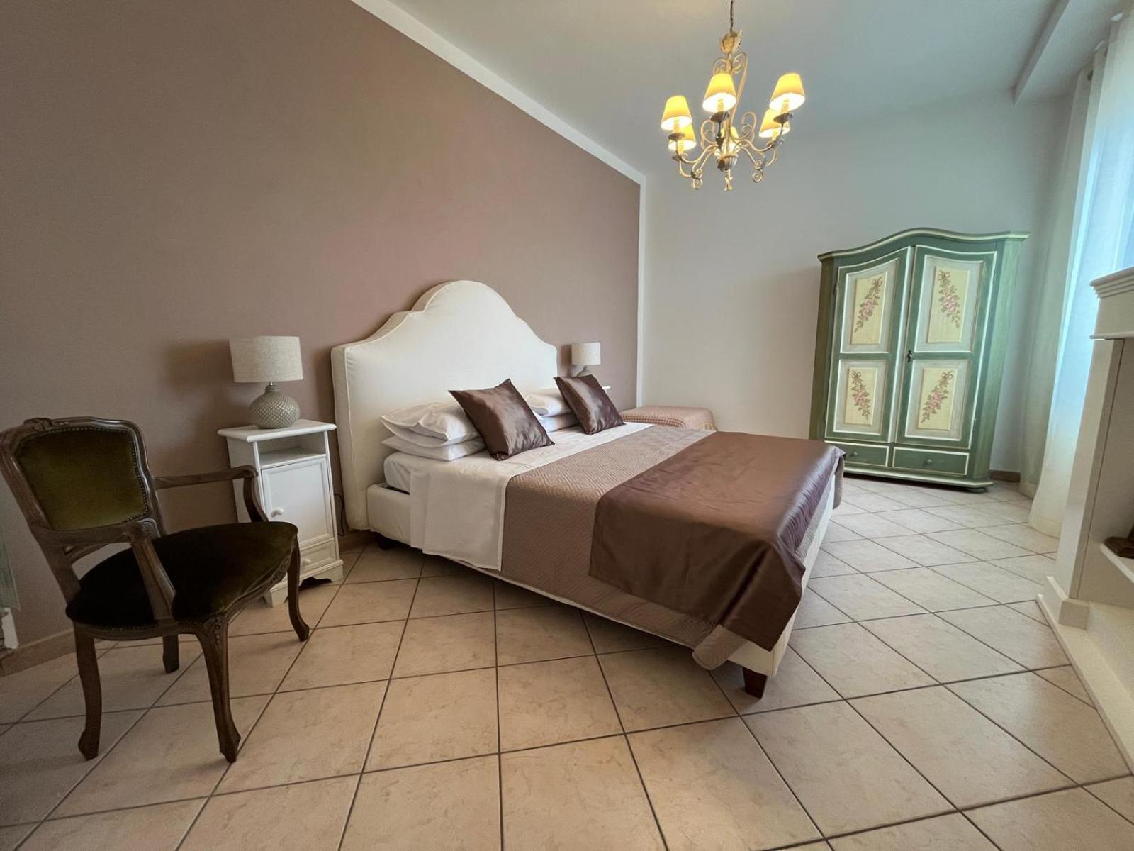 Appartamento Ciampino - Cavaliere Di Cuori ภายนอก รูปภาพ